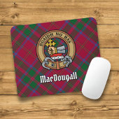 Clan MacDougall Wappen über Tartan Mousepad