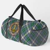 Clan MacDowall-Wappen über Tartan Duffle Bag (Rechte Ecke)