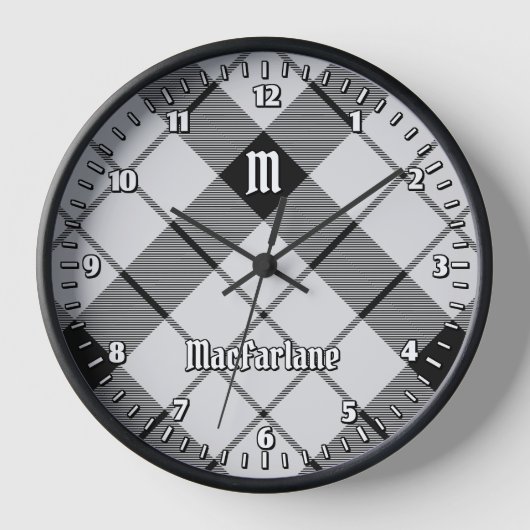 Clan MacFarlane Black and White Tartan Uhr (Vorderseite)