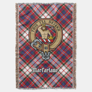 Clan MacFarlane Wappen über Dress Tartan Decke