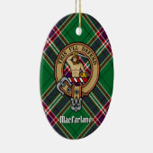 Clan MacFarlane Wappen über Modern Hunting Tartan Keramik Ornament (Rechts)
