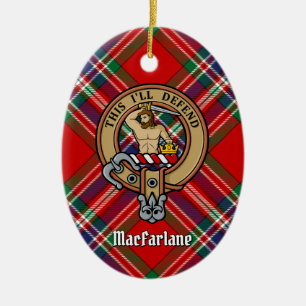 Clan MacFarlane Wappen über Red Tartan Keramik Ornament