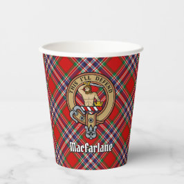Clan MacFarlane Wappen über Red Tartan Pappbecher