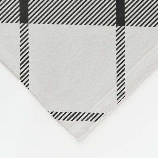 Clan MacFarlane Wappen über Schwarz-Weiß-Tartan Fleecedecke (Ecke)