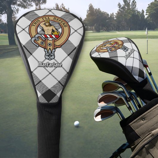 Clan MacFarlane Wappen über Schwarz-Weiß-Tartan Golf Headcover