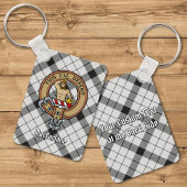 Clan MacFarlane Wappen über Schwarz-Weiß-Tartan Schlüsselanhänger