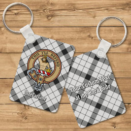 Clan MacFarlane Wappen über Schwarz-Weiß-Tartan Schlüsselanhänger