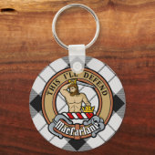 Clan MacFarlane Wappen über Schwarz-Weiß-Tartan Schlüsselanhänger (Vorderseite)