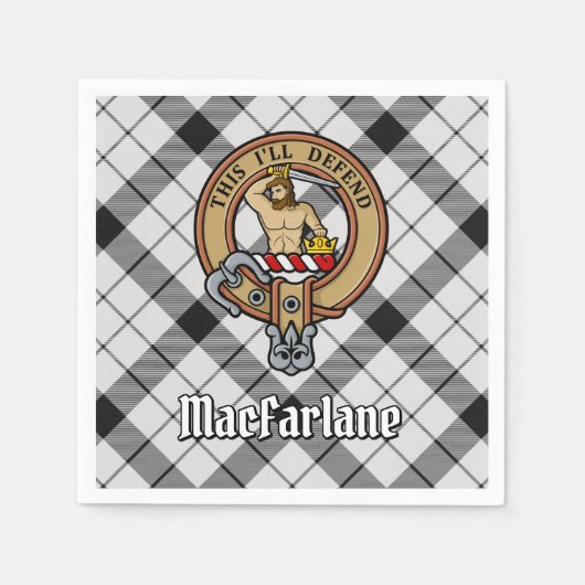 Clan MacFarlane Wappen über Schwarz-Weiß-Tartan Serviette (Vorderseite)