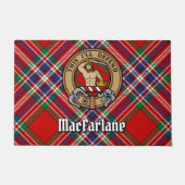 Clan MacFarlane Wappen über Tartan Fußmatte (Vorderseite)