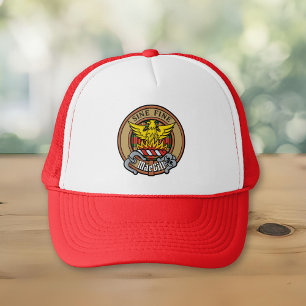 Clan MacGill Wappen über Tartan Trucker Hat Truckerkappe