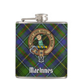 Clan MacInnes Wappen über Tartan Flachmann (Vorderseite)