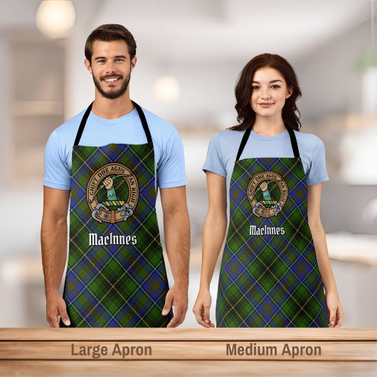 Clan MacInnes Wappen über Tartan Schürze