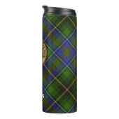 Clan MacInnes Wappen über Tartan Thermosbecher (Nach rechts gedreht)