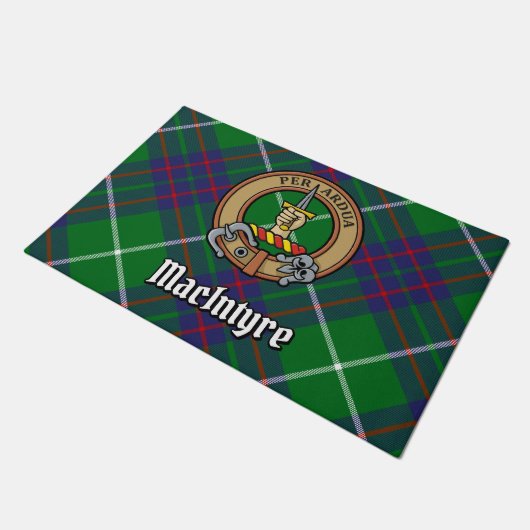 Clan MacIntyre Wappen über Tartan Fußmatte (Schrägansicht)