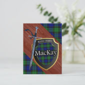 Clan MacKay Tartan Sword & Shield Postkarte (Stehend Vorderseite)