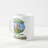 Clan MacKenzie Dreaming von Zuhause Eilean Donan Kaffeetasse (Vorderseite Links)