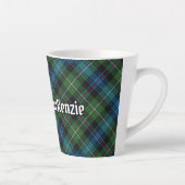 Clan MacKenzie Tartan Latte Tasse (Rechts)