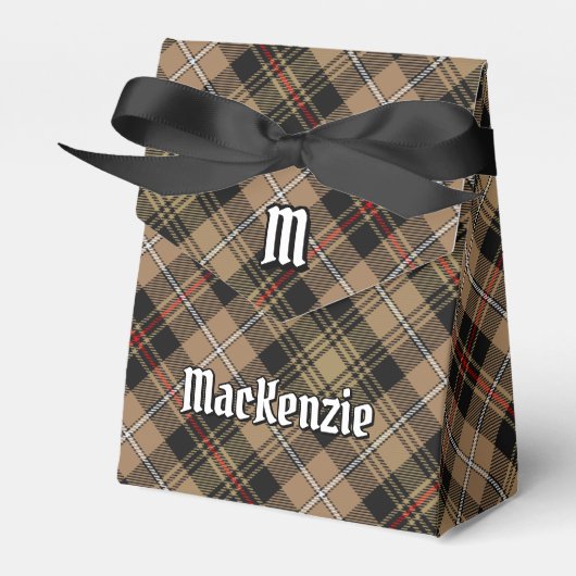 Clan MacKenzie Wappen über Brown Hunting Tartan Geschenkschachtel (Vorderseite)