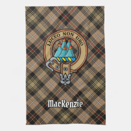 Clan MacKenzie Wappen über Brown Hunting Tartan Geschirrtuch