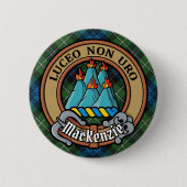 Clan MacKenzie Wappen über Tartan Button (Vorderseite)