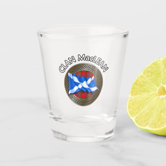 Clan MacLean Tartan Knot & Flag Schnapsglas (Vorderseite)