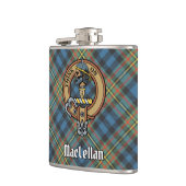 Clan MacLellan-Wappen über altem Tartan Flachmann (Links)