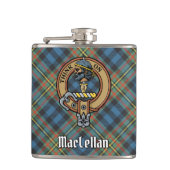 Clan MacLellan-Wappen über altem Tartan Flachmann (Vorderseite)