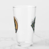 Clan MacLellan Wappen über altem Tartan Glas (Links)