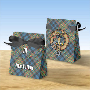 Clan MacLellan Wappen über Ancient Tartan Geschenkschachtel
