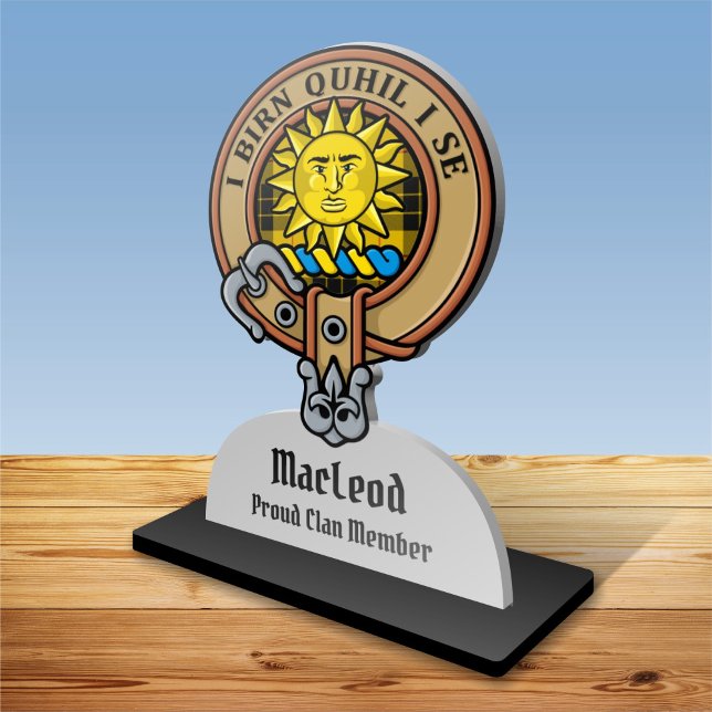 Clan MacLeod von Lewis Wappen über Tartan Cutout Freistehende Fotoskulptur (Von Creator hochgeladen)