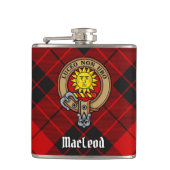 Clan MacLeod von Raasay Wappen Flachmann (Vorderseite)