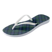 Clan MacLeod von Skye Tartan Blue und Green Karier Badesandalen (Schrägansicht)