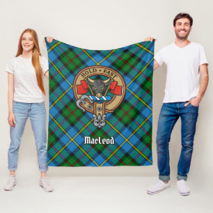 Clan MacLeod Wappen über Tartan Fleecedecke