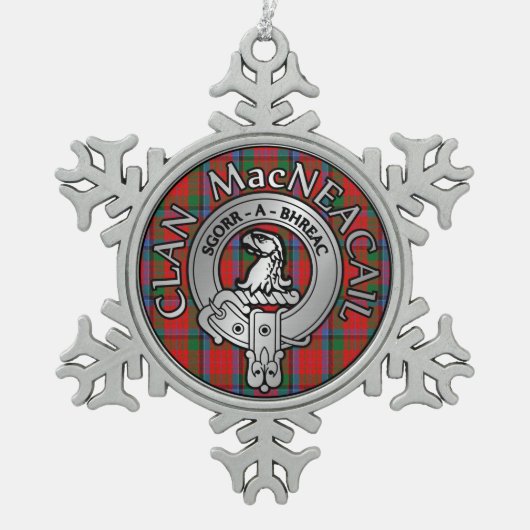 Clan MacNeacail | MacNicol Wappen & Tartan Schneeflocken Zinn-Ornament (Vorderseite)