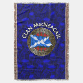 Clan MacNeacail Tartan Knot & Flag Decke (Vorderseite Vertikal)