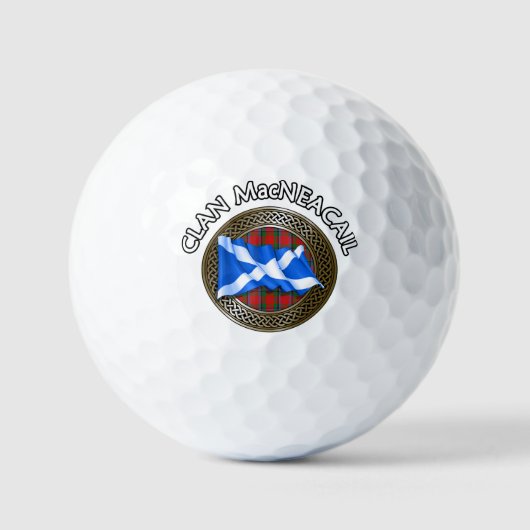 Clan MacNeacail Tartan Knot & Flag Golfball (Vorderseite)