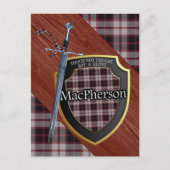 Clan MacPherson Tartan Sword & Shield Postkarte (Vorderseite)
