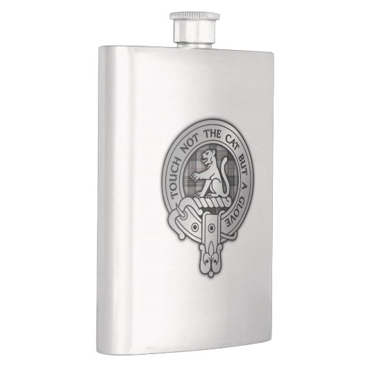 Clan MacPherson Wappen & Tartan Flachmann (Rechts)