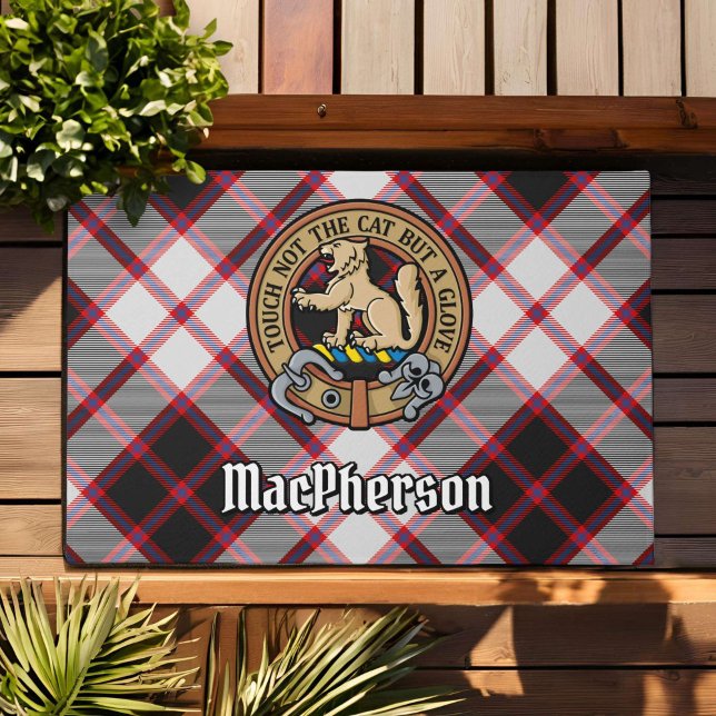 Clan MacPherson Wappen über die Jagd auf Tartan Fußmatte (Von Creator hochgeladen)