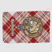Clan MacPherson Wappen über Red Dress Tartan Golfhandtuch (Horizontal)