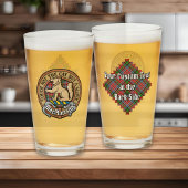 Clan MacPherson Wappen über Tartan Glas