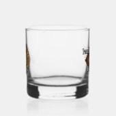 Clan MacPherson Wappen über Tartan Whiskyglas (Links)
