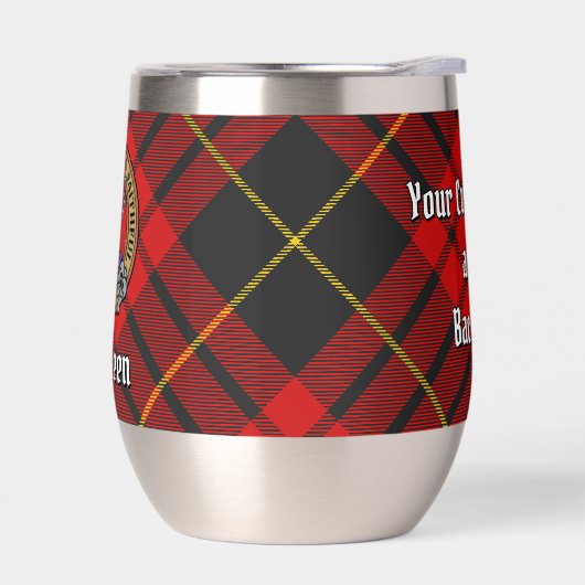 Clan MacQueen Crest über Tartan (Links)