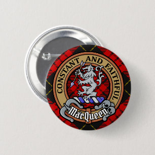 Clan MacQueen Crest über Tartan Button