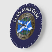 Clan Malcolm Tartan Knot & Flag Große Wanduhr (Winkel)
