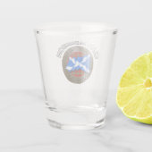 Clan Morrison Tartan Knot & Flag Schnapsglas (Rückseite)