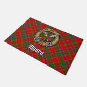 Clan Munro-Wappen über Tartan Fußmatte (Schrägansicht)