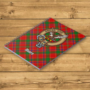 Clan Munro-Wappen über Tartan Notizblock