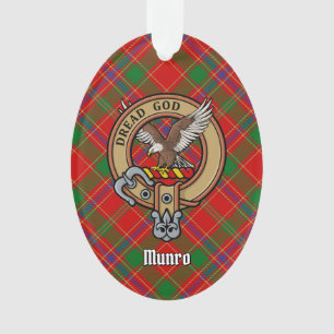 Clan Munro-Wappen über Tartan Ornament